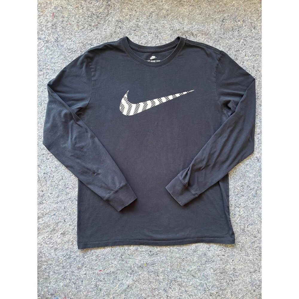 Nike The Nike Tee Men’s Large Black Long Sleeve Swoosh Shirt
